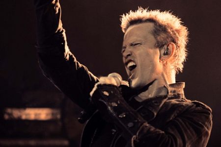Billy Idol gibt Konzerte in Deutschland