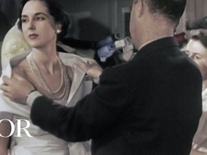Als Inbegriff von Luxus führt Dior nicht nur Damen- und Herren-, sondern sogar Babymode und ein Sortiment von Waren wie Parfüms, Kosmetik, Lederwaren, Schuhe, Schmuck, Brillen, Uhren und Accessoires