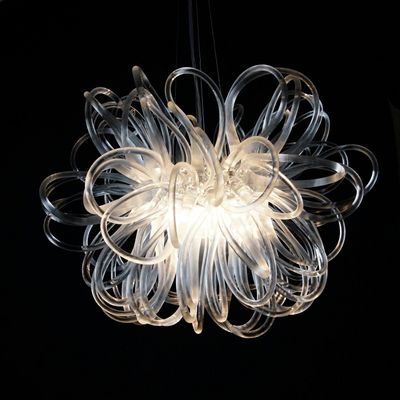 Phantasievolle Luester der Glaskuenstlerin Rike Scholle