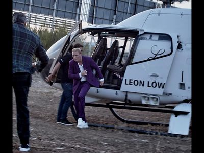 Der Hubschrauber mit Leon Loewentrauts Initialen