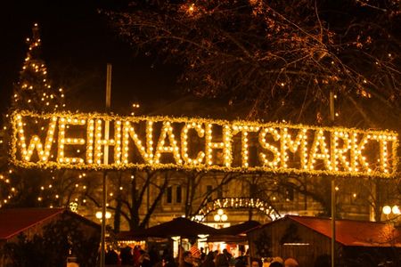 20.500 Lichter beim Weihnachtszauber