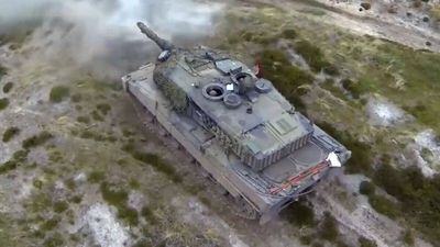 Mit dem leicht abgewandelten Hit "Supergeil" bittet das ukrainische Militär um Leopard-Kampfpanzer aus Deutschland