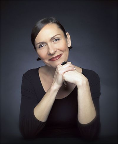 Heute bietet Angelika Wende in ihrer Wiesbadener Praxis Sprechtraining und psychologisches Coaching an.