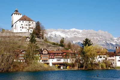 Schloss Werdenberg ist Spielstaette fuer Alte Musik Neue Musik und audiovisuelle Kunst