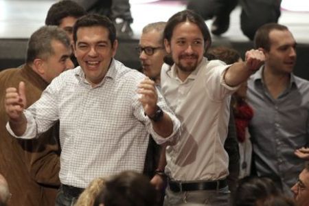 Pablo Iglesias Turrión und der Syriza-Chef Alexis Tsipras