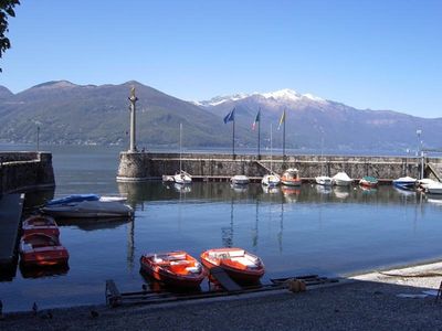 Herbst im Hafen von Luino