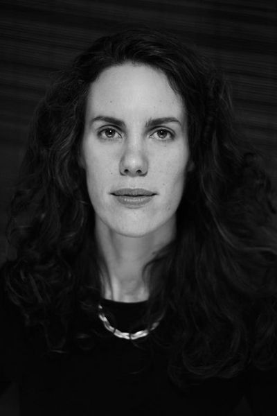 Als Regisseurin verantwortet Laura Linnenbaum auch eines der elf Theaterstuecke, des Theatertreffen Unentdeckte Nachbarn in dem es auch um den NSU ging