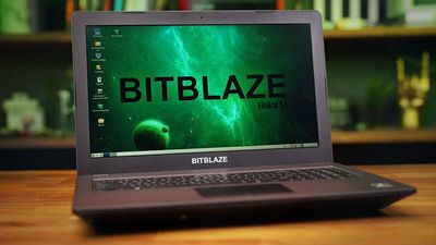 Der russische Laptop Bitblaze Titan BM15 kommt mit, nun ja, "bewährter" Technik