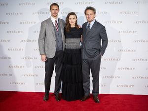 Weltpremiere von NIEMANDSLAND - THE AFTERMATH in London v.l.n.r.: Alexander Skarsgård, Keira Knightley und Jason Clarke Weltpremiere von NIEMANDSLAND - THE AFTERMATH in London v.l.n.r.: Alexander Skarsgård, Keira Knightley und Jason Clarke