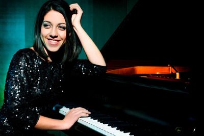 Beatrice Rana gibt Konzert in der Elbphilharmonie
