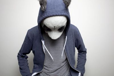 Cro hat mit seiner Pandamaske bereits zahlreiche Fans Cro hat mit seiner Pandamaske bereits zahlreiche Fans