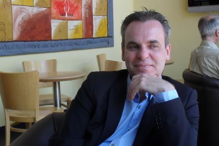 In dem Interview auf Heise/Telepolis beweisst der Boss des Deutschen Journalisten Verbandes, Prof. Dr. Frank Ueberall, das ihm jede Objektivitaet fehlt