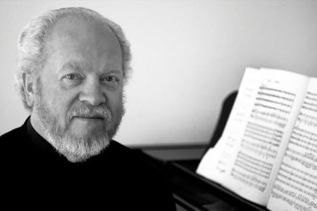 Gerhard Oppitz gibt in der Philharmonie Essen ein Konzert