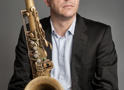 Jason Seizer gibt Konzert im Jazzclub Unterfahrt Muenchen mit Programm aCinema Paradiso