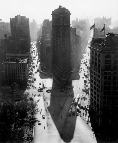 ausstellung  in Salzburg: Rudy Burckhardt. New York/Maine - Ausstellung im MdM MÖNCHSBERG bis zum 7.7.2013