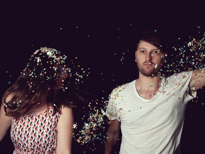 Mit ihrer Verknuepfung von klassischem Geigenspiel und moderner Elektronik ruecken I´m Not A Band den Dancefloor in den Fokus