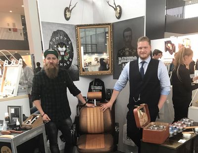 Marco Klingler von Barbers-Best und Henry Scharm eint die Vorliebe für gut gepflegtes Haar