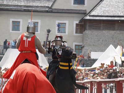 Reise durch die Zeit -  Ritterspiele Ehrenberg in Reutte / Tirol