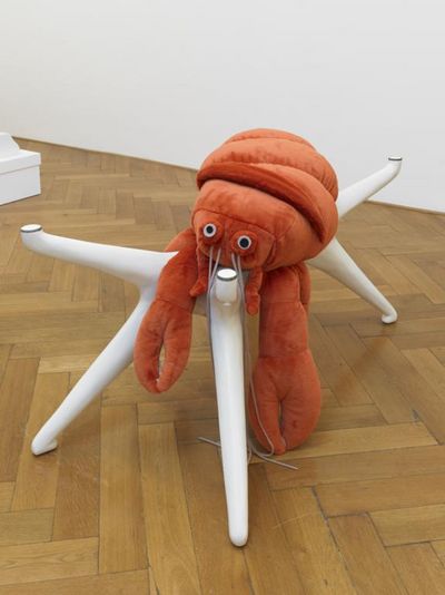 Werk der Woche: Cosima von Bonin hinterfragt die Grenzen zwischen Kunst und Alltag