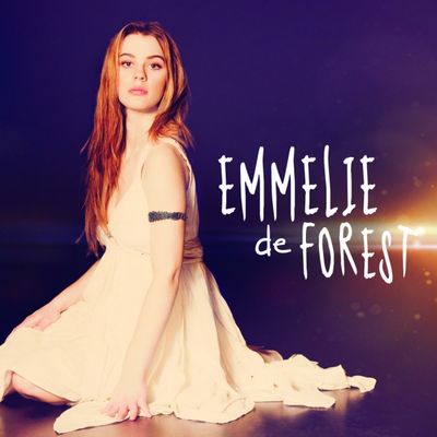 Only Teardrops ist das Debuetalbum von Emmelie De Forest