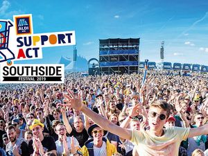 Junge Zielgruppen beim Feiern und Durst loeschen: Aldi Sued eroeffnet erstmals eine Filiale beim Southside-Festival Junge Zielgruppen beim Feiern und Durst loeschen: Aldi Sued eroeffnet erstmals eine Filiale beim Southside-Festival
