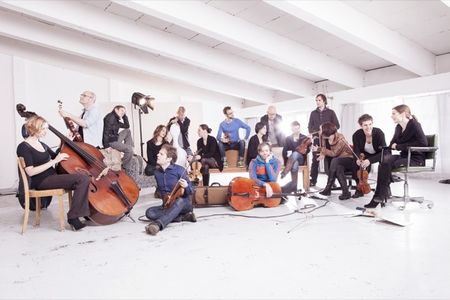 Kinderkonzert Klassik: Dr. Sound und das Ensemble Resonanz gehen in Hamburg wieder auf die große Ohren-Reise