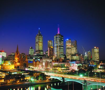 Reisen White Night Melbourne