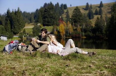 Der Imberg in der Naehe des Hotels Allgaeu Sonne in Oberstaufen ist ideal fuer alle, die einen entspannten Tag in den Alpen verbringen moechten