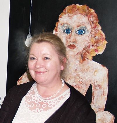 Portrait der Kuenstlerin Antonia Woehrer