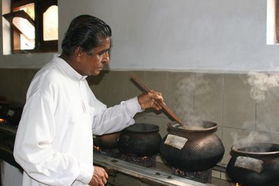 Reisen Ayurveda Dr. Perera