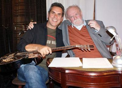 Fritz Rau mit dem Wiesbadener Musiker Musiker Biber Herrmann.