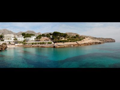Fernab vom Trubel an der Nordküste Mallorcas liegt das erst im Juli 2021 renovierte Vier-Sterne-Hotel Molins der Grupotel Hotels & Resorts