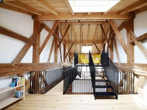 Suedtirols neue Land-Domizile. Der historische Stadel des Grieserhofs in Nals/Meraner Land, Mitglied bei Roter Hahn, ist ein Meisterstueck der Architektur Suedtirols neue Land-Domizile. Der historische Stadel des Grieserhofs in Nals/Meraner Land, Mitglied bei Roter Hahn, ist ein Meisterstueck der Architektur