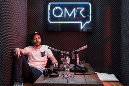 Im Moment hat nicht das Festival für Philipp Westermeyer Prioritaet. Sondern andere Projekte wie die Podcasts und die Bewertungsplattform OMR Reviews