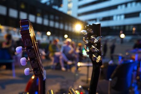 Musik in den Häusern der Stadt in Köln, Bonn und Hamburg
