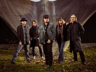 Krokus performen live auf dem SummerDays Festival