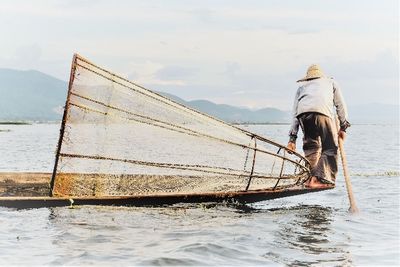 Traditionell fischen auf dem Inle-See/Myanmar