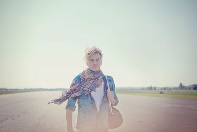 Musik Pop: Finn Martin aus Berlin reist mit seiner Single "Change" zum Vorentscheid des Eurovision Songcontest 2013