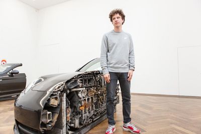 Bildhauer Yngve Holen