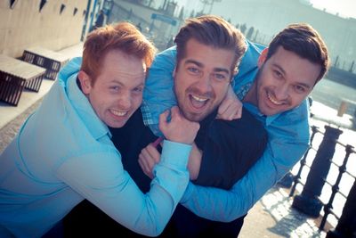 Jasper Hellmann, Max Riedel und Maxim Derenko etablierten das Holi Festival in Deutschland