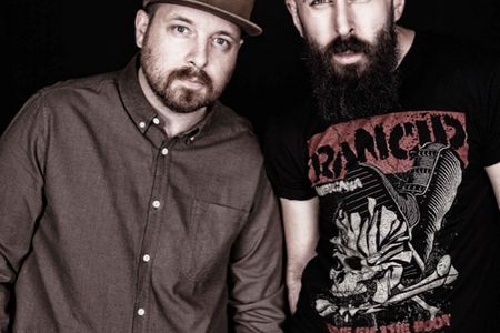 Dan Le Sac vs Scroobius Pip geben Konzerte in Deutschland und Oesterreich