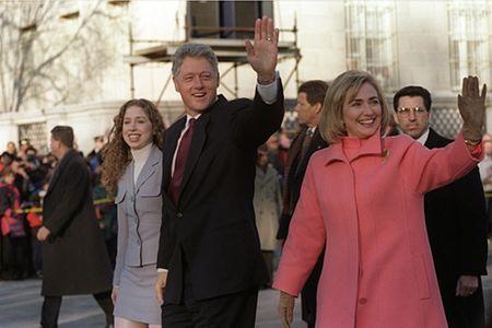 Hillary Clinton und ihr Bill-Boy sind die Clinton AG