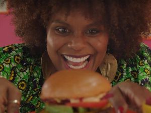Tabitha Brown freut sich auf den Veganuary Tabitha Brown freut sich auf den Veganuary