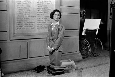 Andrea Fraser salzburg