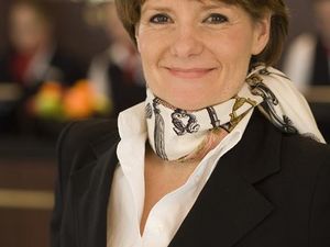 Geschäftsführerin Cornelia Graessner-Neiss etablierte das Hotel Vier Jahreszeiten Starnberg als Tagungsort mit Sterne-Kulinarik Geschäftsführerin Cornelia Graessner-Neiss etablierte das Hotel Vier Jahreszeiten Starnberg als Tagungsort mit Sterne-Kulinarik