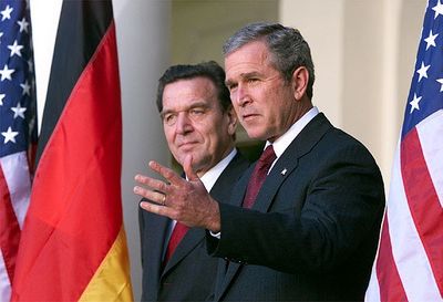 Der Kriegsverbrecher George Bush. Foto Wikipedia