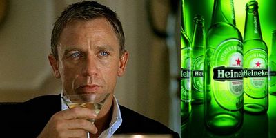 Ein kuehles blondes Heineken - Daniel Craig alias James Bond muss nun Bier statt Martini schluerfen