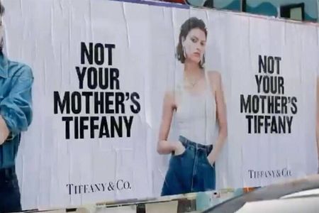Die aktuelle Kampagne von Tiffany stößt der bisherigen Klientel sauer auf