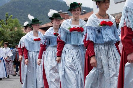 Dirndltracht von Mittenwald