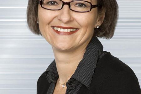 hr-iNFO-Journalistin Mariela Milkowa erhält den Journalistenpreis 2013 des Bundesverbandes Herzkranke Kinder e.V. für ihren Beitrag "Annett Pöpplein und die Überlebensgeschichte ihres Sohnes".